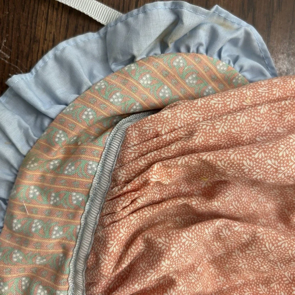 Vintage‎ 70s Toddler Prairie Bonnet Child Peach Calico Ruffle Brim Cottagecore